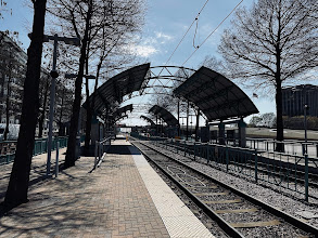 Galatyn Park Stationの写真