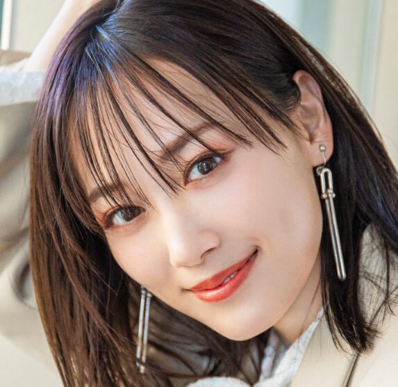 山下美月
